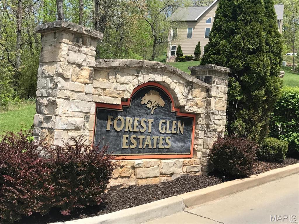 GATED COMMUNITY in the rolling hills of Franklin County, yet within 12 min to Wildwood. This upscale development has much to offer with the beautiful established community of custom built homes, community swimming pool w restrooms, wide, concrete streets, common ground areas, and large lots for your privacy. Several lots still available to choose from. Your builder your plan or our builder with plan. Call today for information. There is a plat map on sign at entrance to subdivision.