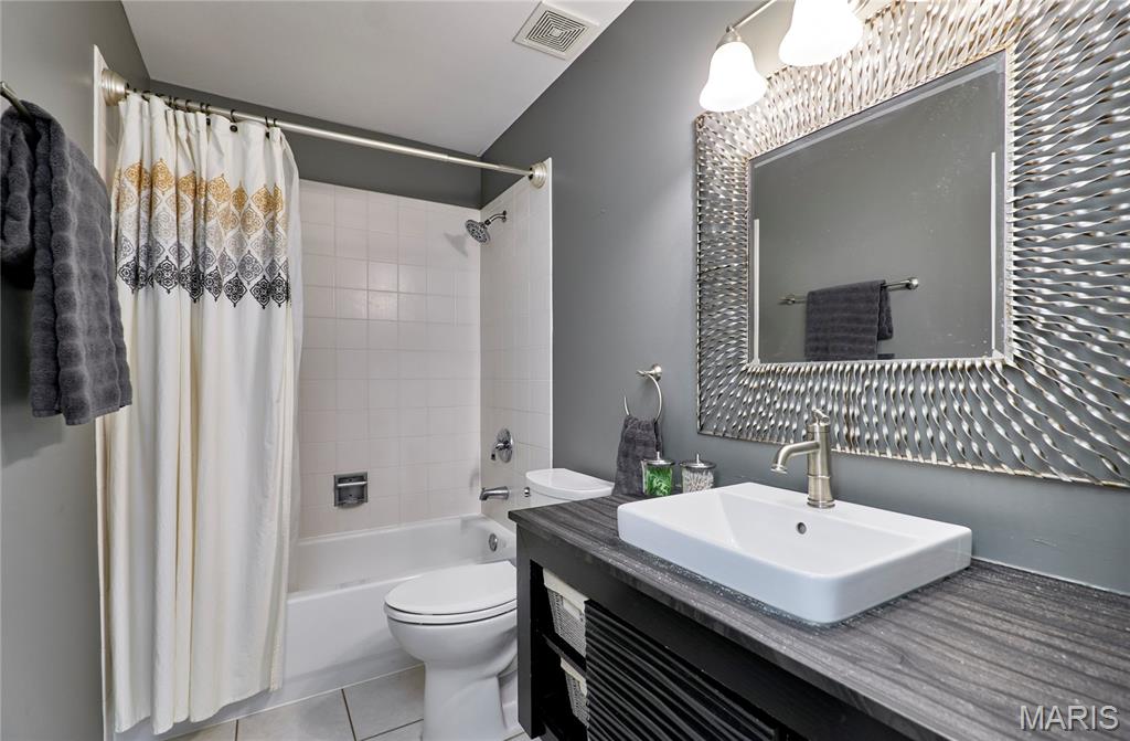 Grantwood Place Condo 2 - Residential