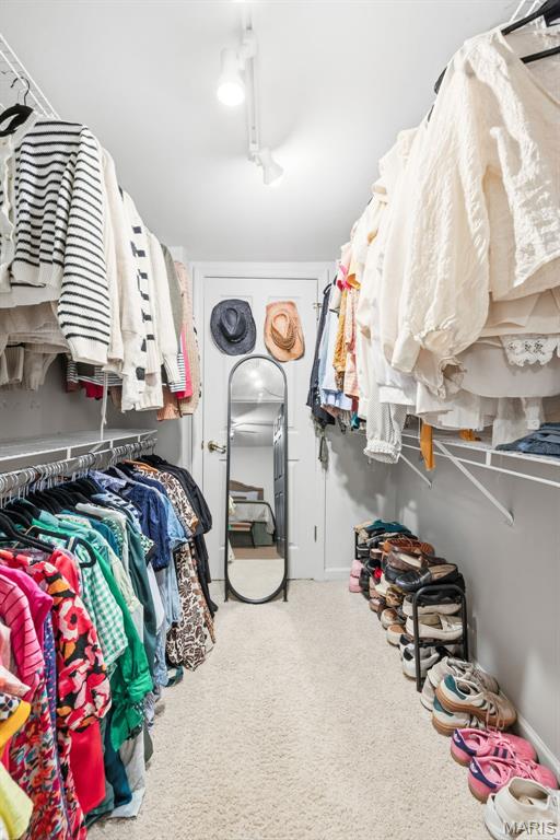 Greenbriar Condo - Residential