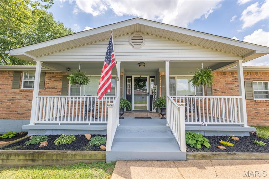 Welcome home to this beautifully maintained 3-bedroom, 2-bath residence offering 1,892 square feet of comfortable living space on a spacious 0.71+/-acre lot. This well-kept home features gorgeous hardwood floors, a central vacuum system, and a thoughtfully designed floor plan perfect for everyday living.
The kitchen comes equipped with stainless steel appliances, while the oversized laundry room provides plenty of space for storage and convenience. For added peace of mind, the home includes a security alarm and camera system. Outside, you'll find even more to love with a 20' x 20' detached garage complete with electricity, perfect for a workshop, hobby space, or additional vehicle storage, as well as a 12' x 12' storage shed for all your lawn equipment and seasonal items.
With its combination of indoor comfort, outdoor space, and practical amenities, this move-in-ready property offers the perfect blend of functionality and charm. Don't miss the opportunity to make this exceptional home yours!