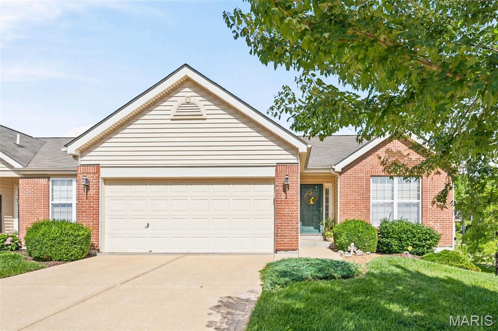 (OPEN HOUSE SUNDAY 2-3pm) Stunning, low-maintenance villa located just one block from The Falls Golf Club is ready for its next owner! Exceptionally maintained and truly move-in ready, this beautiful home offers the perfect blend of comfort and convenience. Inside, you'll find a spacious open layout featuring vaulted ceilings in the living room and kitchen, gorgeous hardwood floors throughout, main-floor laundry, and two generously sized bedrooms. A sliding glass door leads to the private deck, creating the perfect space to relax or entertain. Plus, just a short walk from the pool and clubhouse! The unfinished lower level is already roughed in for a full bathroom, providing an excellent opportunity to add additional living space. If you're looking for easy, low-maintenance living in a quiet setting that's just minutes from golf, shopping, dining, and everyday conveniences, this villa checks all the boxes.