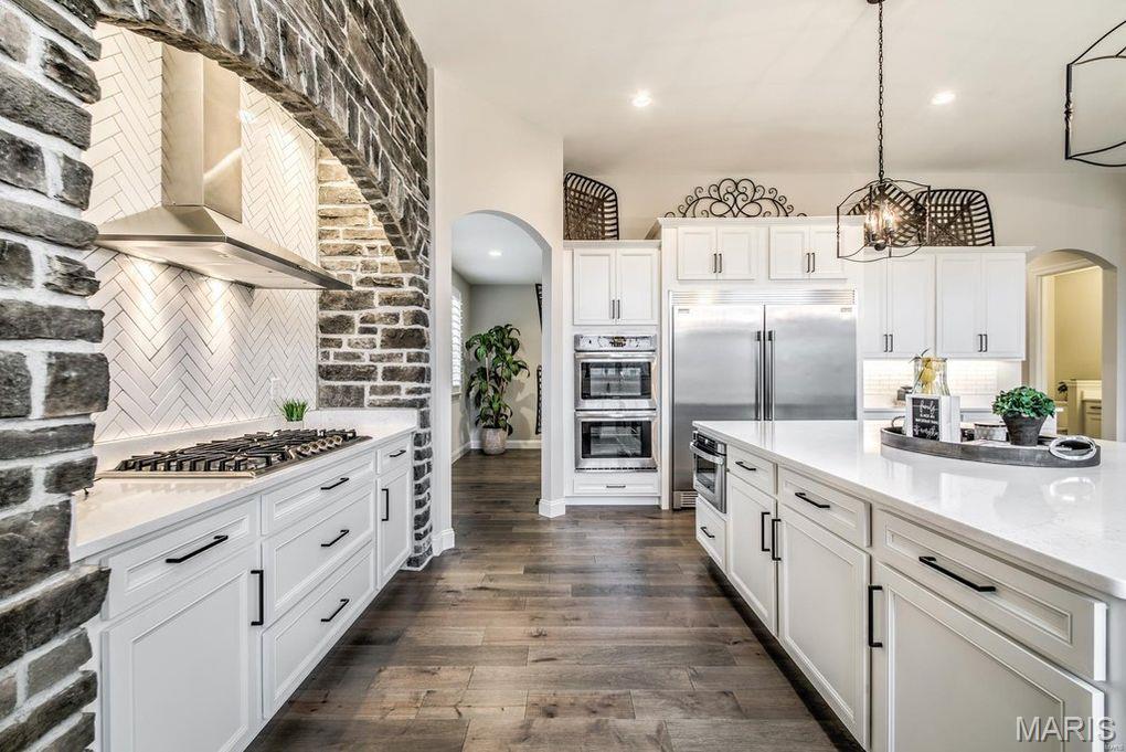 South Point Estates - Residential