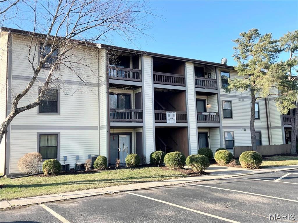 Summergate Garden Condo - Residential