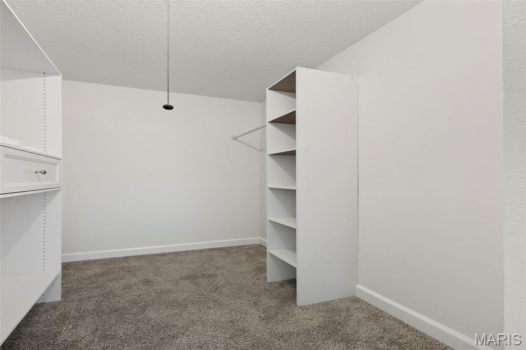 Chateau Country Club Condos - Residential