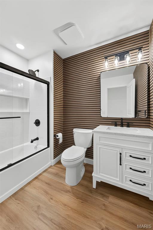 Chateau Country Club Condos - Residential