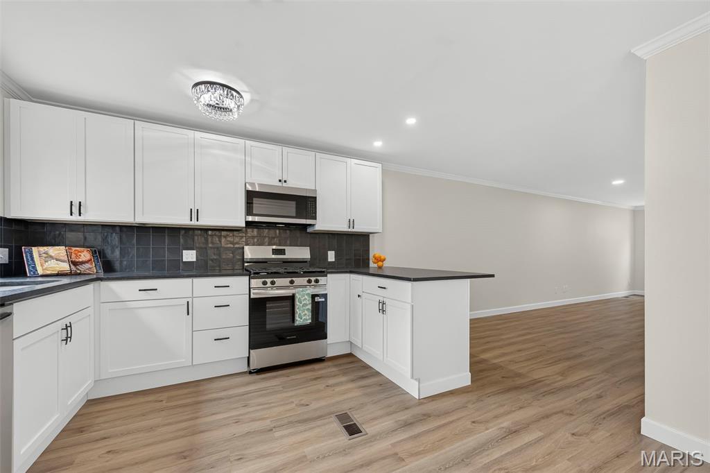 Chateau Country Club Condos - Residential