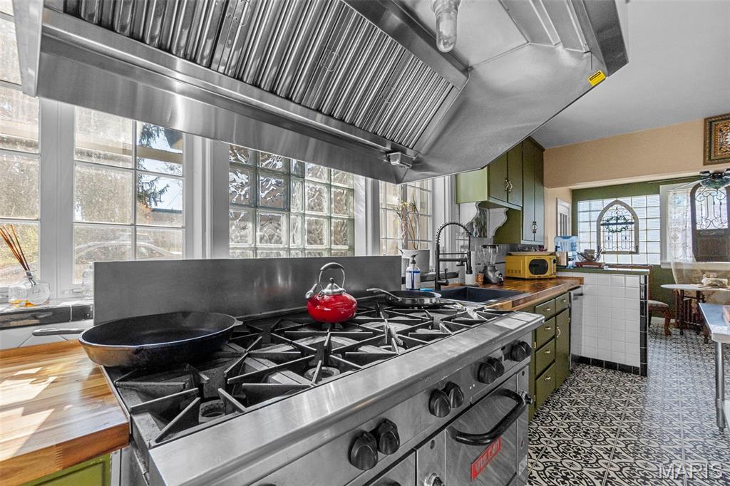 Fifth Principal Meridian - Commercial Sale