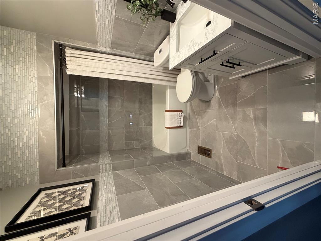 Raymond Place Add - Residential