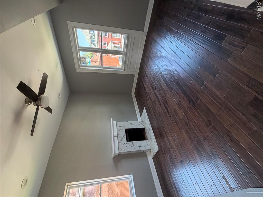 Raymond Place Add - Residential