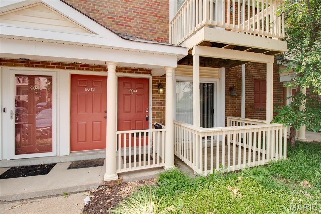 Brentwood Forest Condo Ph Eight - Residential