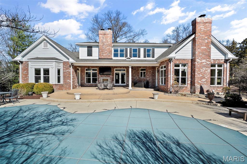 Outer Ladue Drive - Residential