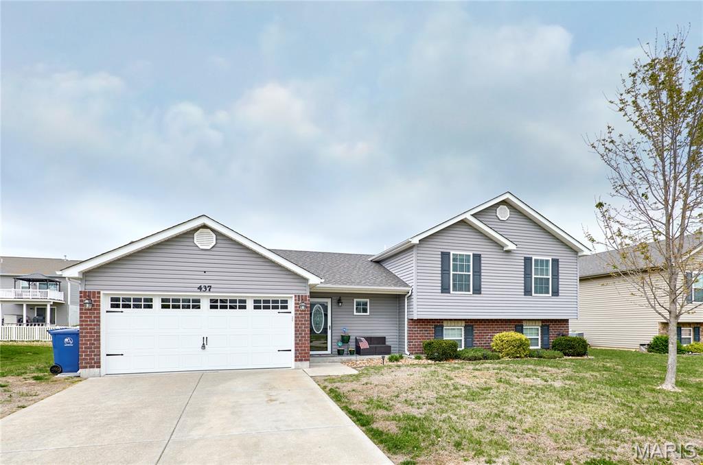 This 3 bedroom, 2 bath home has every upgrade you could imagine! They include vaulted ceilings, rounded corners, granite counter tops, stainless steel appliances, maple cabinets with "soft close", ceramic tile (in kitchen, baths), custom neutral colored paint job throughout, framed windows, taller baseboards, adult sized cabinets in bathrooms with marble counter tops, walk-in closets, upgraded carriage doors on an oversized 2-car garage with openers, brick mailbox, FENCED yard, panel doors, and upgraded water/light fixtures throughout the house!