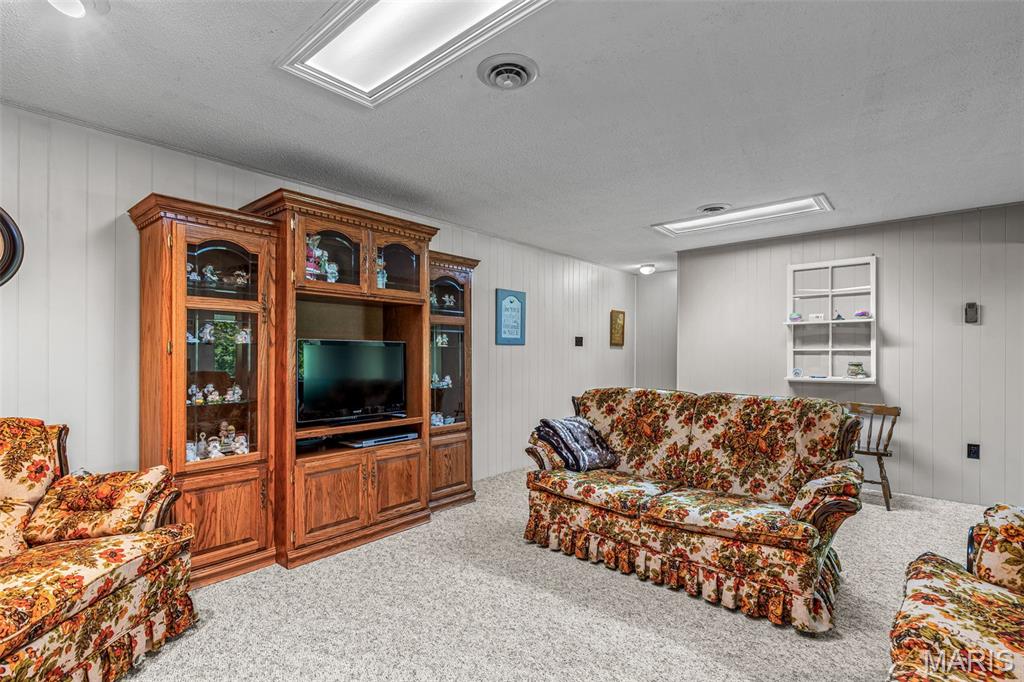 Oakbriar Meadows - Residential
