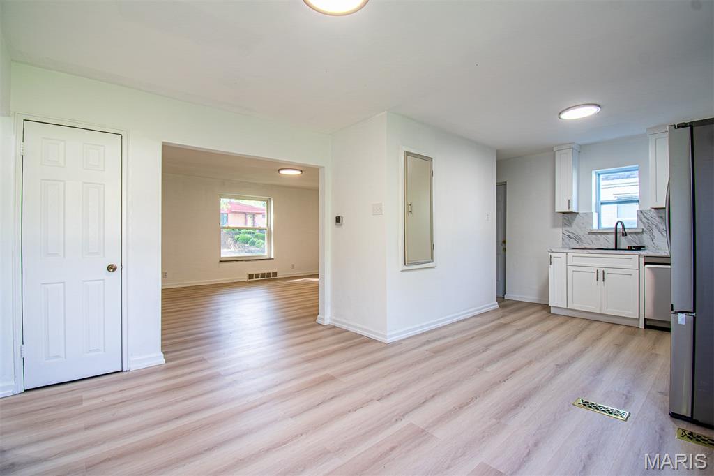 Mona Terrace - Residential