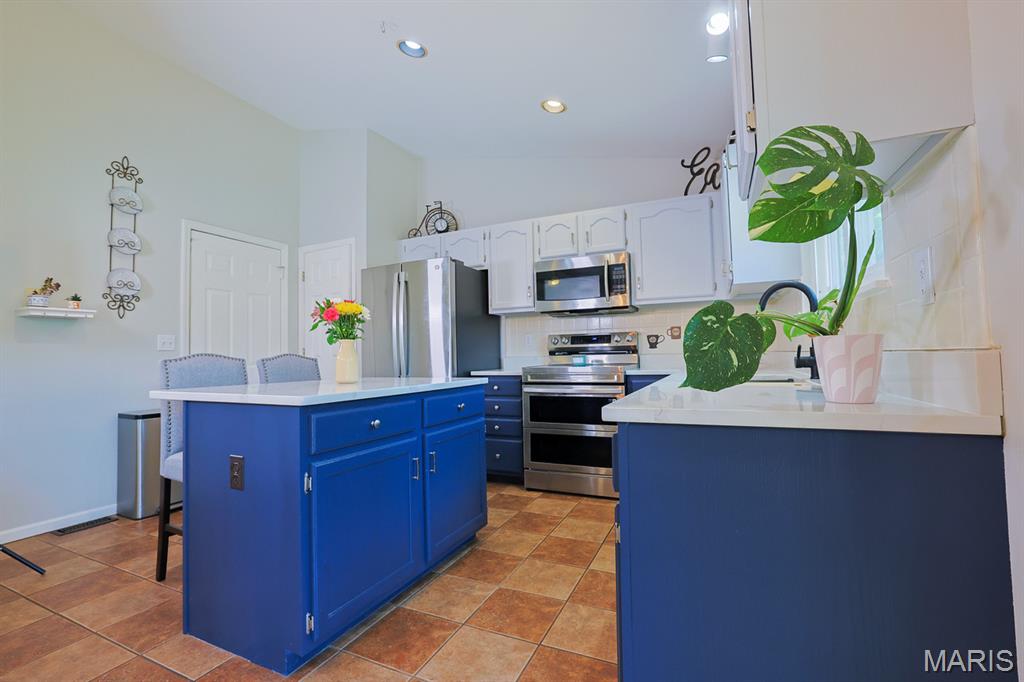 Cambridge Manor #3 - Residential