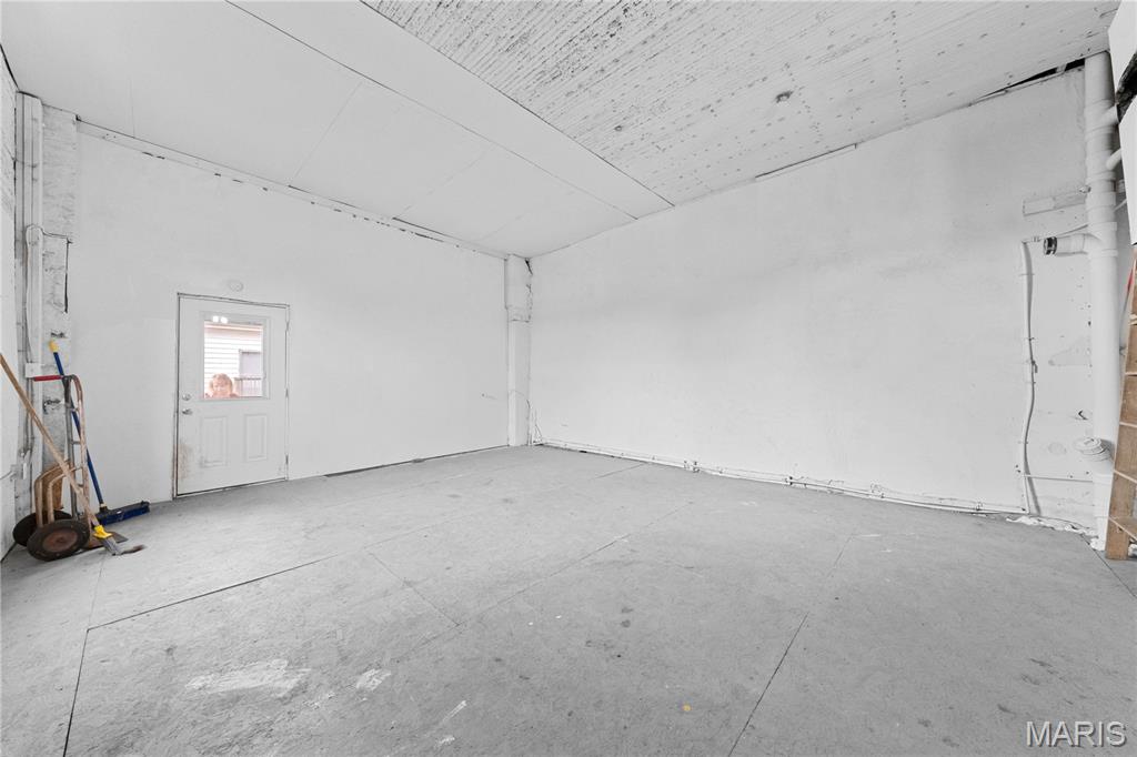 none - Commercial Sale