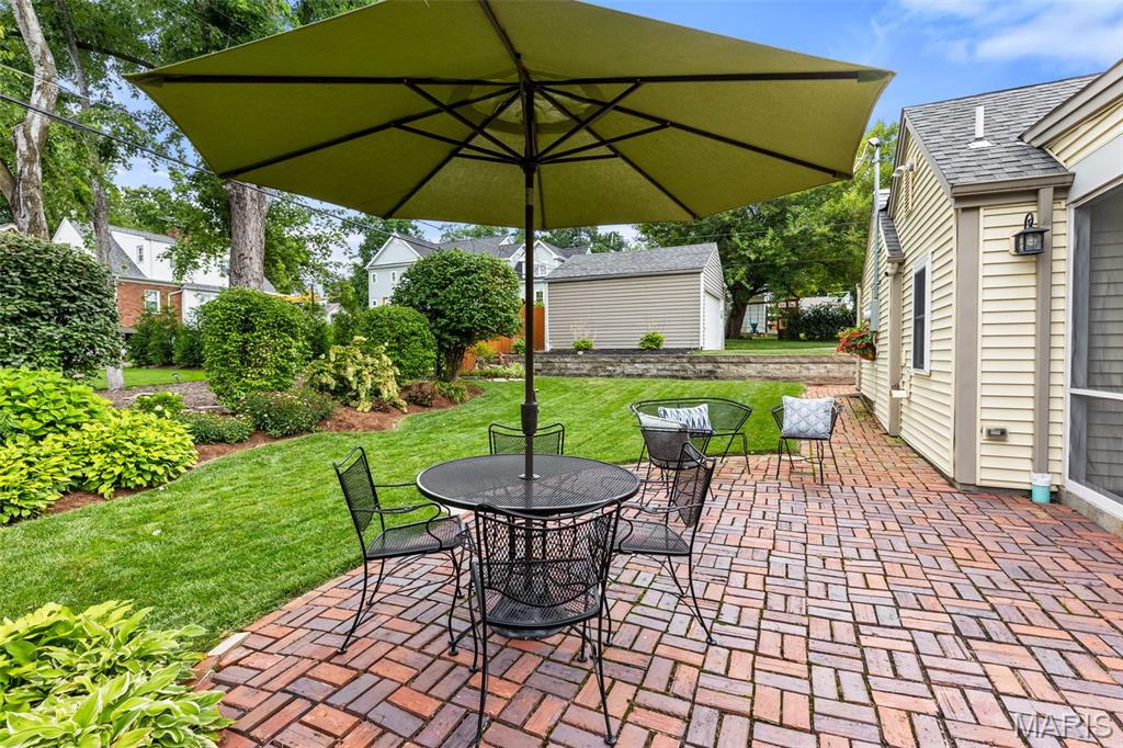 Dickson Place - Residential