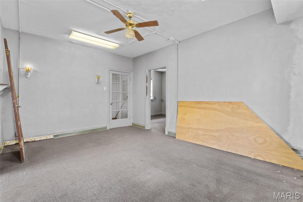 Grand Meramec Park Add - Commercial Sale