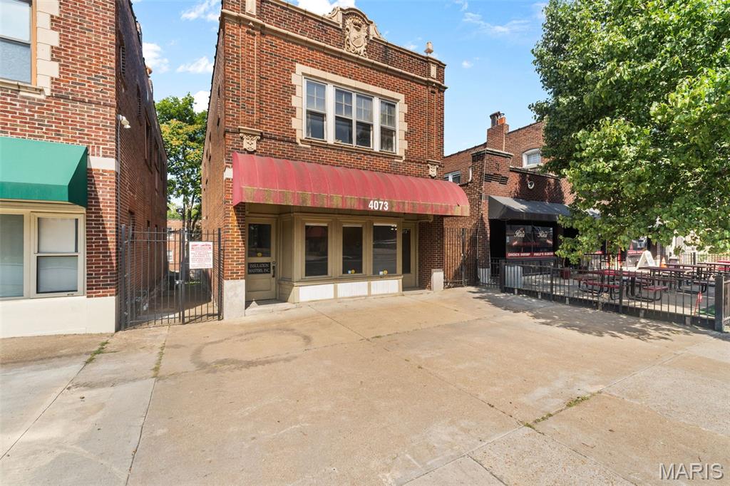Grand Meramec Park Add - Commercial Sale
