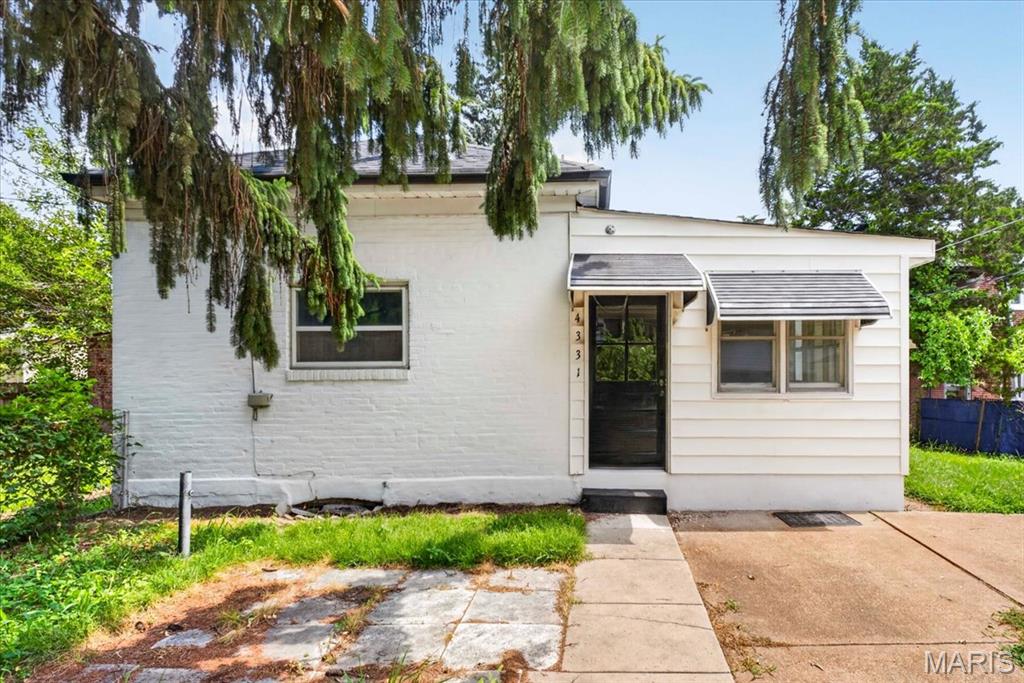 St Louis Commons Add - Residential