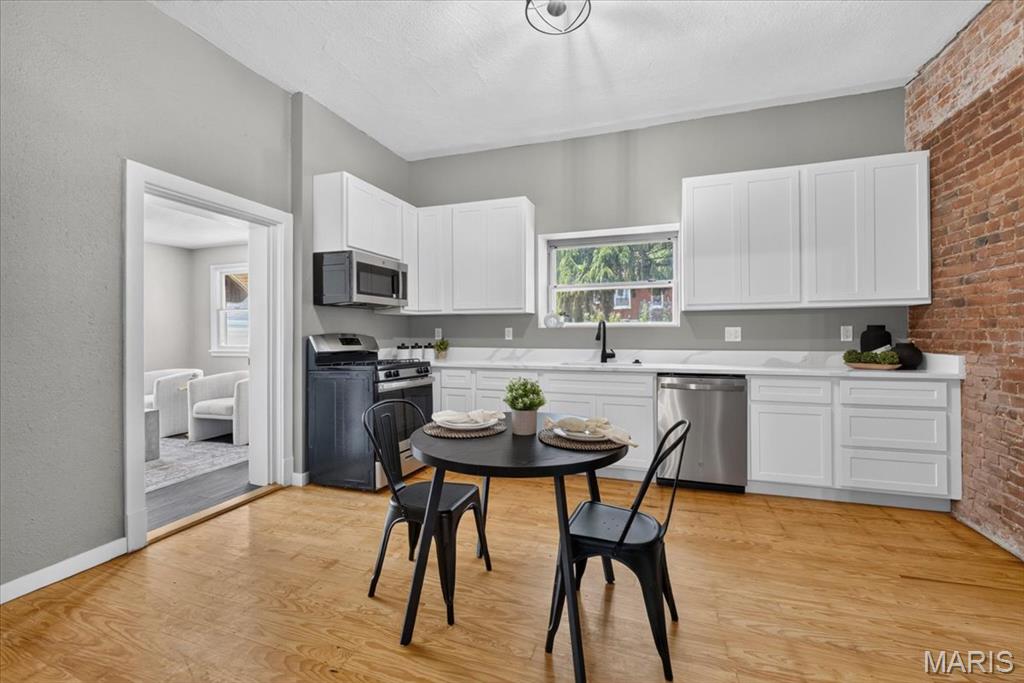 St Louis Commons Add - Residential