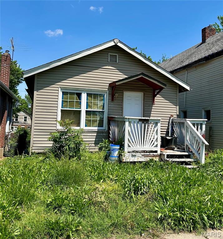 Calling all investors! This partially rehabbed home is waiting for your final touches! There are several updates including some new flooring, drywall, tile work, and more. Once the rehab is completed this property would make a great home for an owner occupant, or a wonderful addition to your rental portfolio. This property rented for $750/month in 2024 prior to starting the rehab. Property to be sold AS IS.