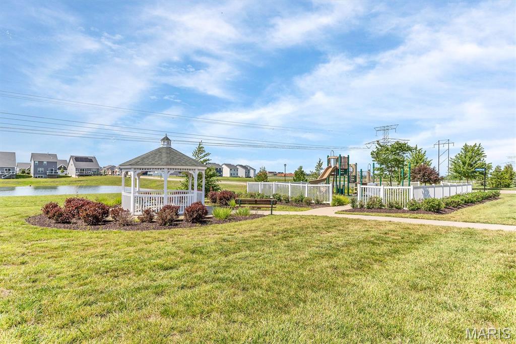 Charlestowne Place - Residential