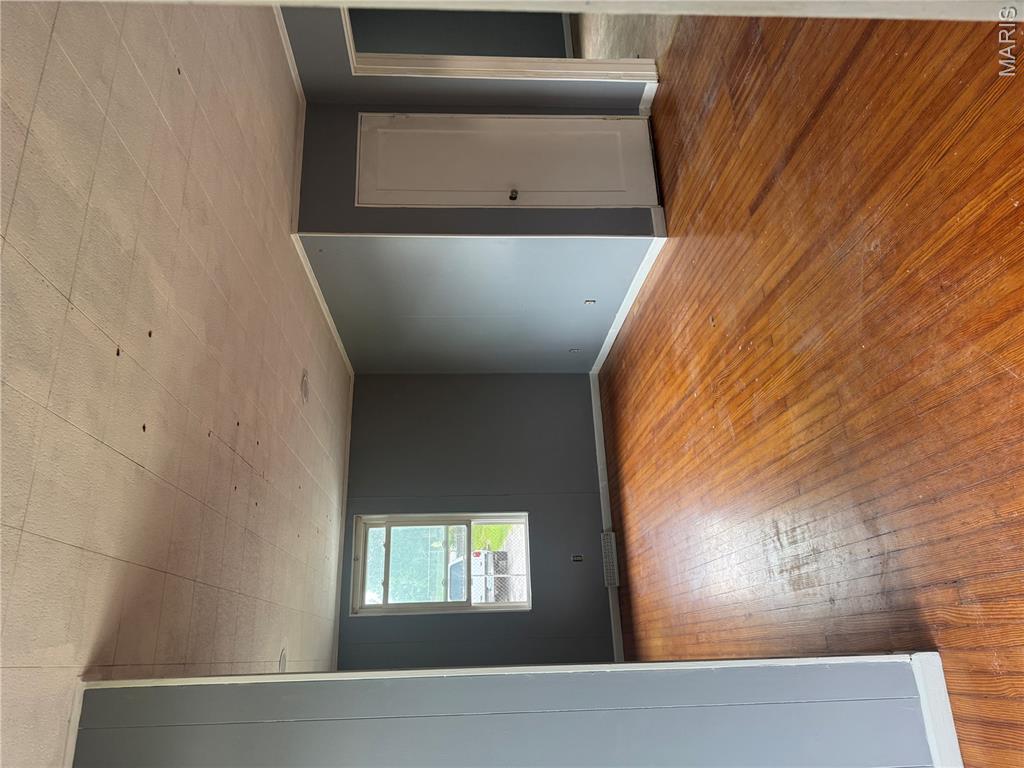 Guelbreth Partition - Commercial Lease