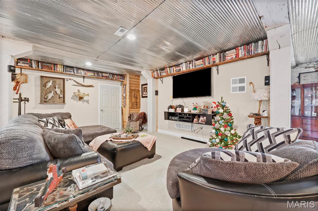 Historic District - Commercial Sale