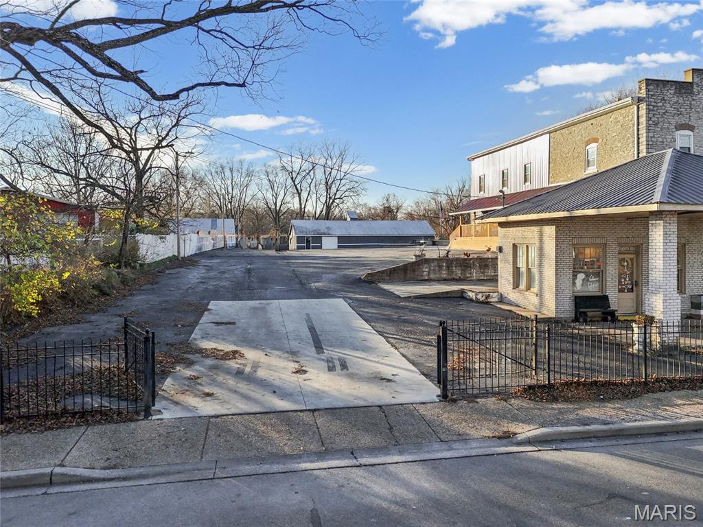 Historic District - Commercial Sale