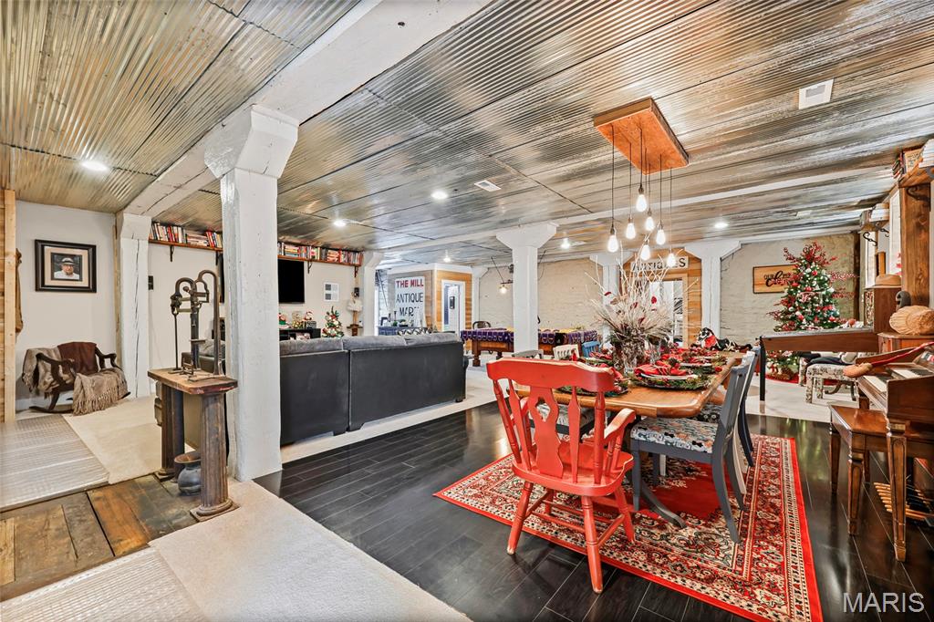 Historic District - Commercial Sale