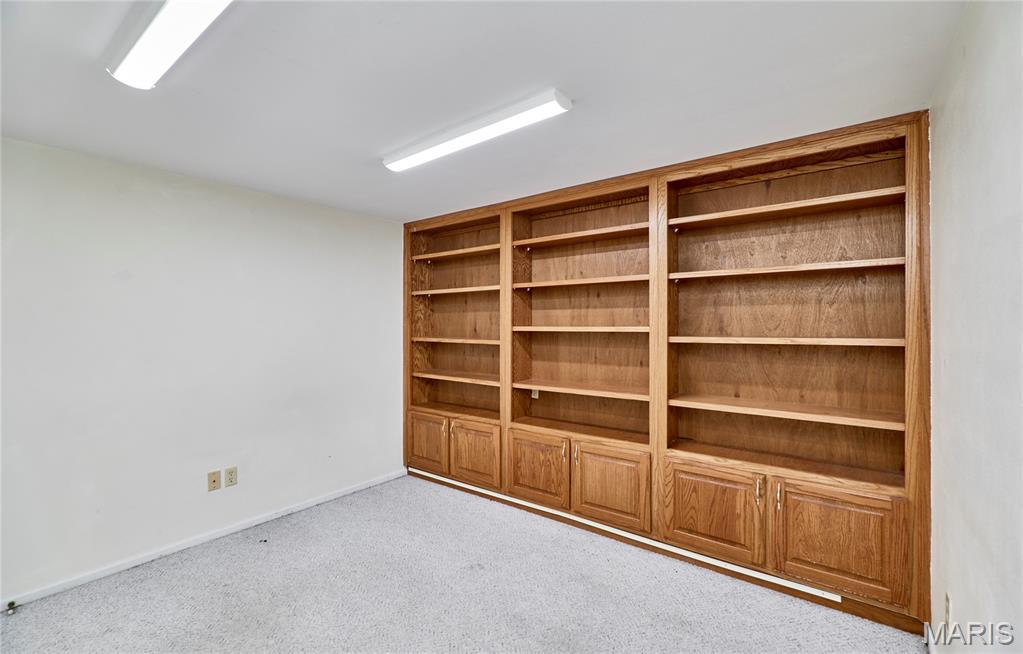 Hidden Lake Park - Residential Lease