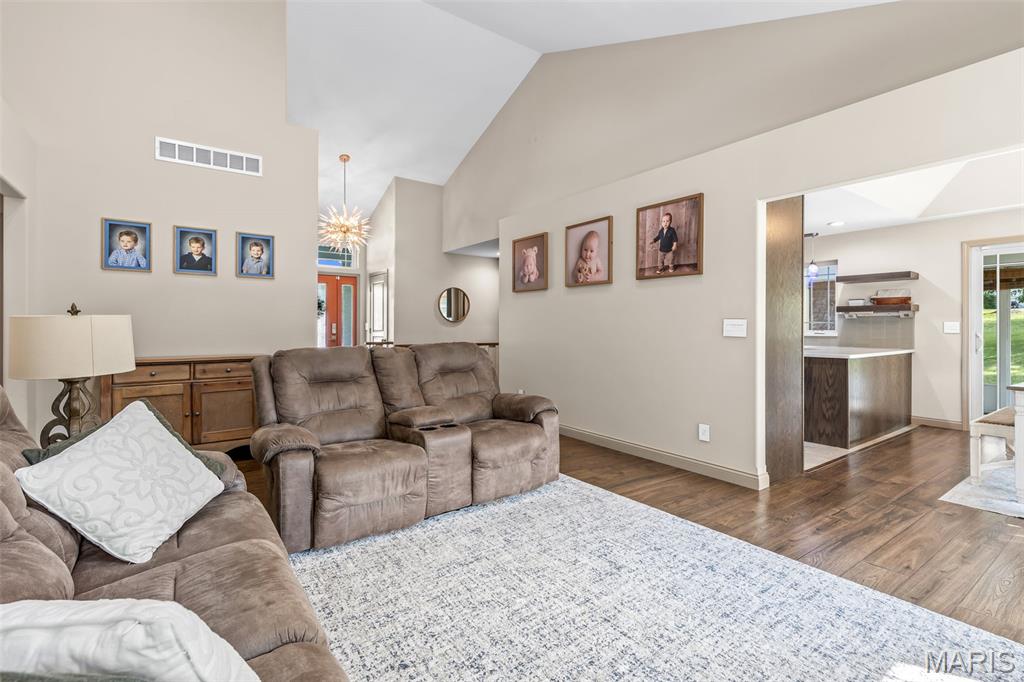 Lake Forest Estates - Residential