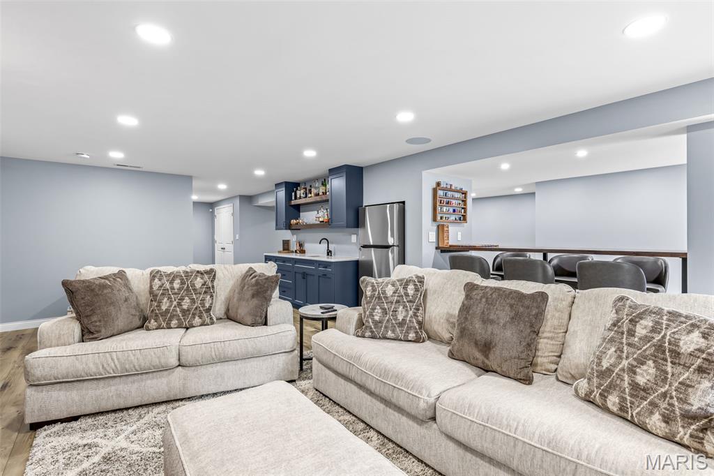 Lake Forest Estates - Residential