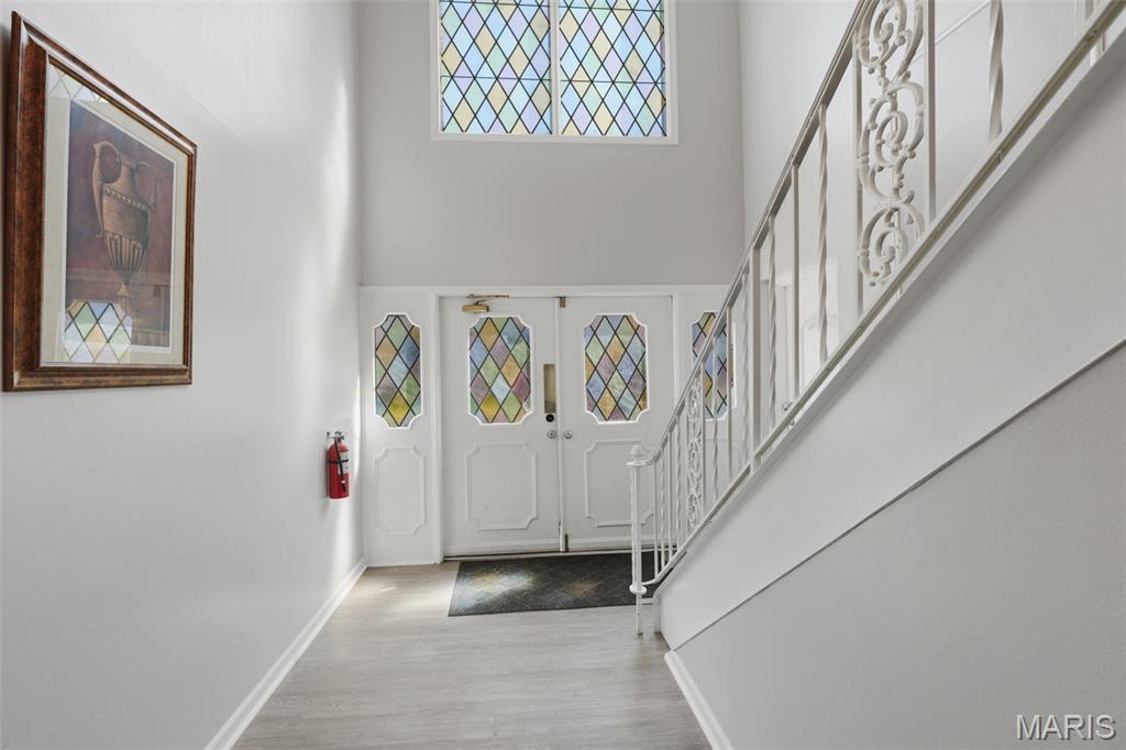 Chateau De Ville Condo Sec - Residential