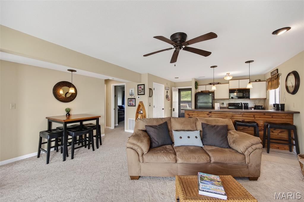 Indian Pointe Condominium - Residential