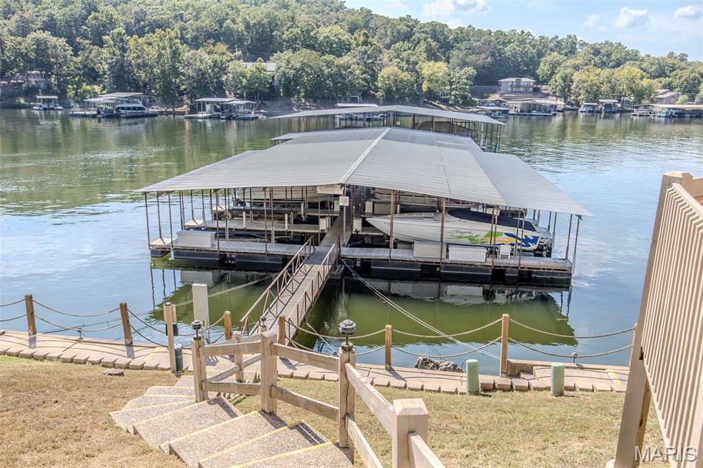 Indian Pointe Condominium - Residential