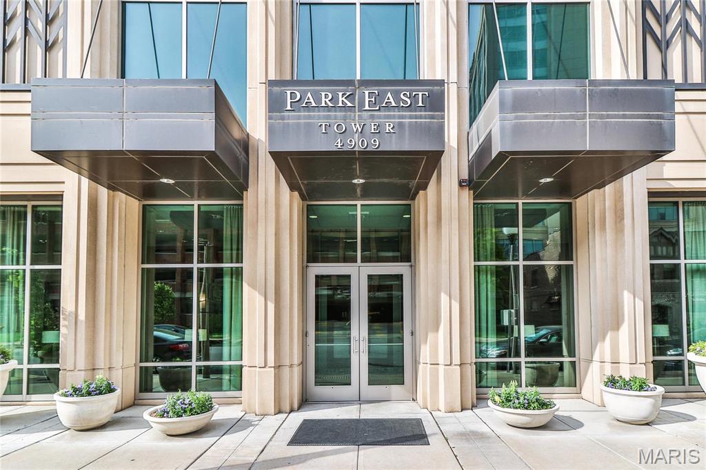 Park East Tower - Residential Lease