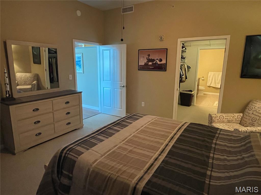 Park East Tower - Residential Lease