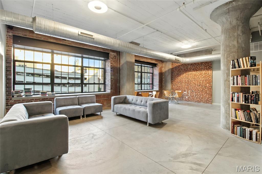 Printers Lofts - Residential Lease