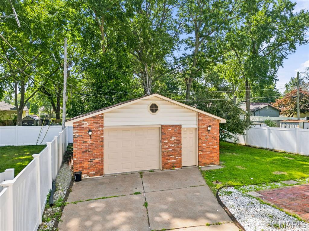 Woodson 4 - Residential