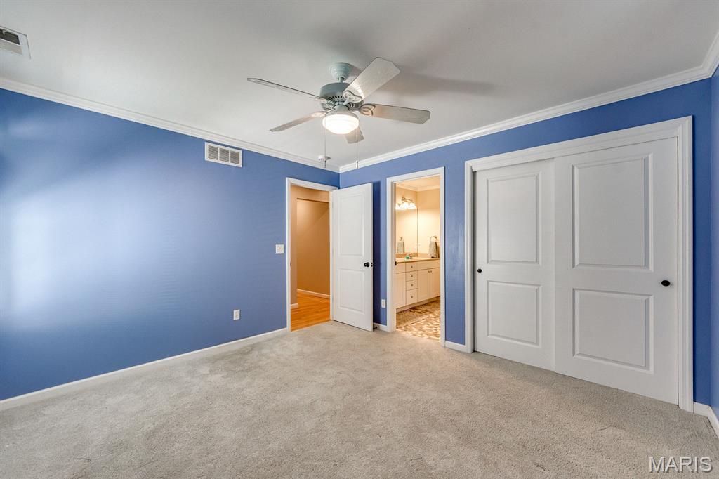 Woodview Manor Lt 14 & Charles A - Residential