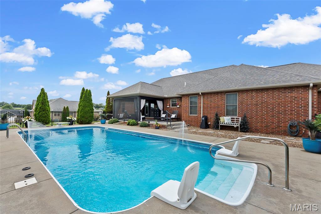 Warren Place - Residential