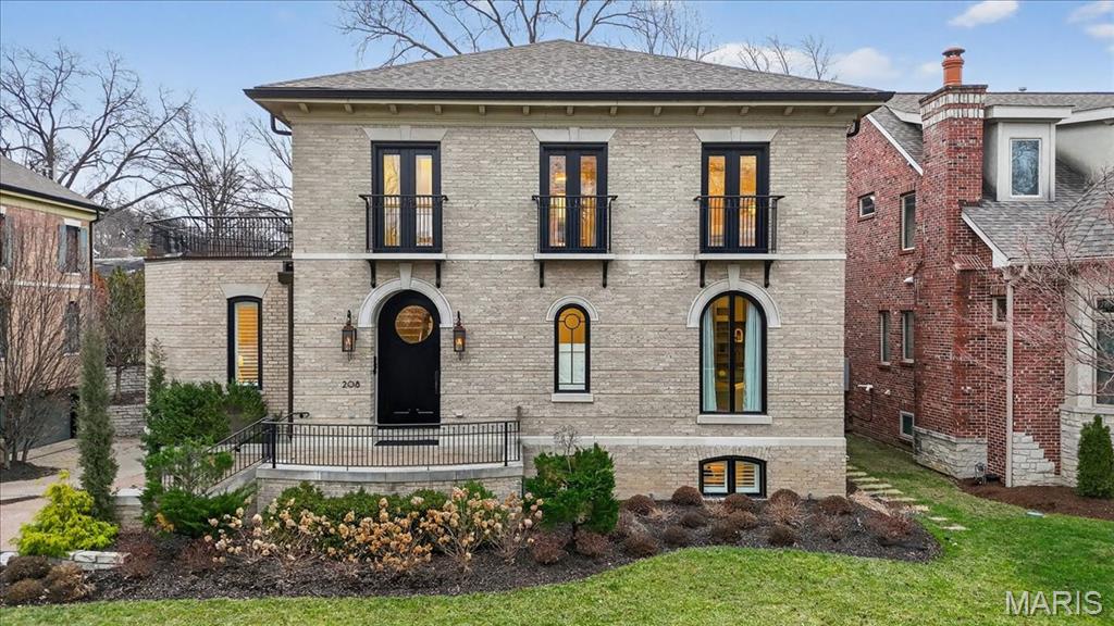 Clayton Gardens 3 - Residential