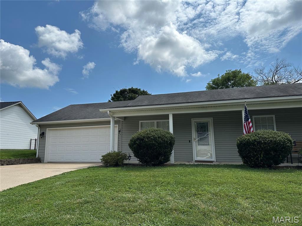 Hillcrest Manor 3rd - Residential