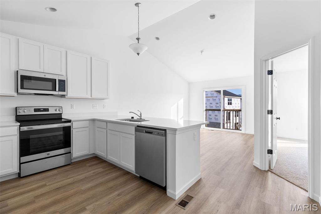 Commons at St. Andrews Meadows 18 - Residential
