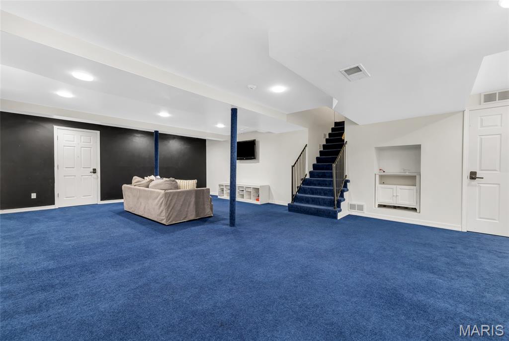 Hickory Manor Village B - Residential