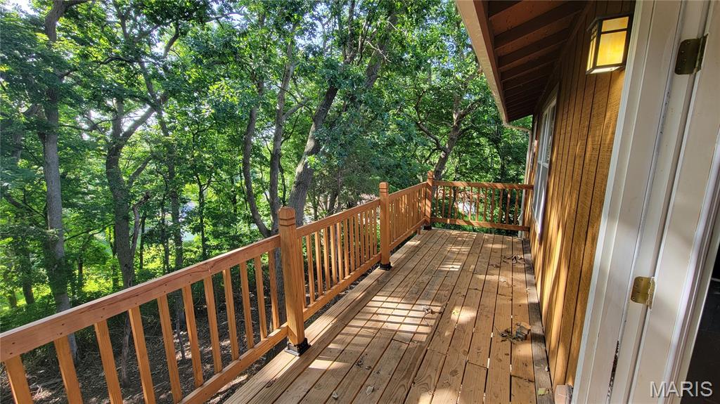 Sierra Madra 01 - Residential Lease