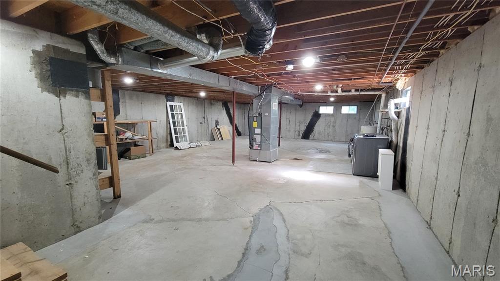 Sierra Madra 01 - Residential Lease