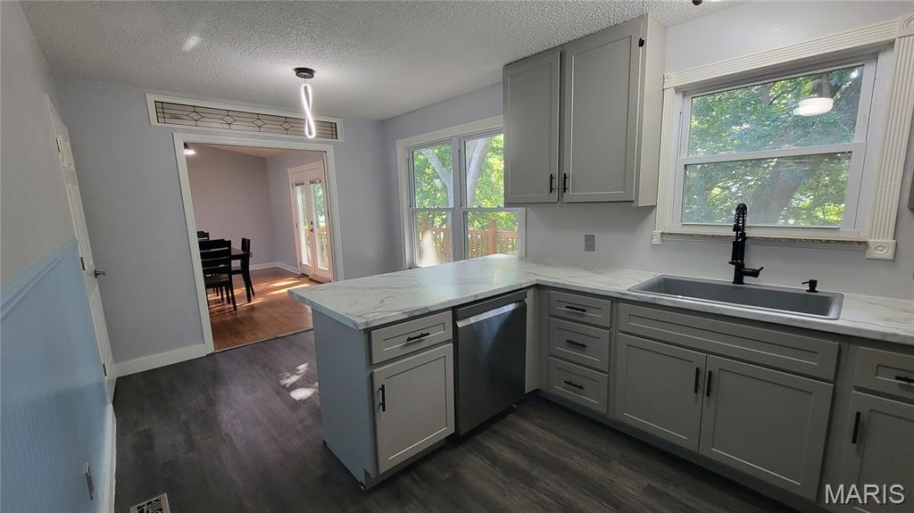 Sierra Madra 01 - Residential Lease